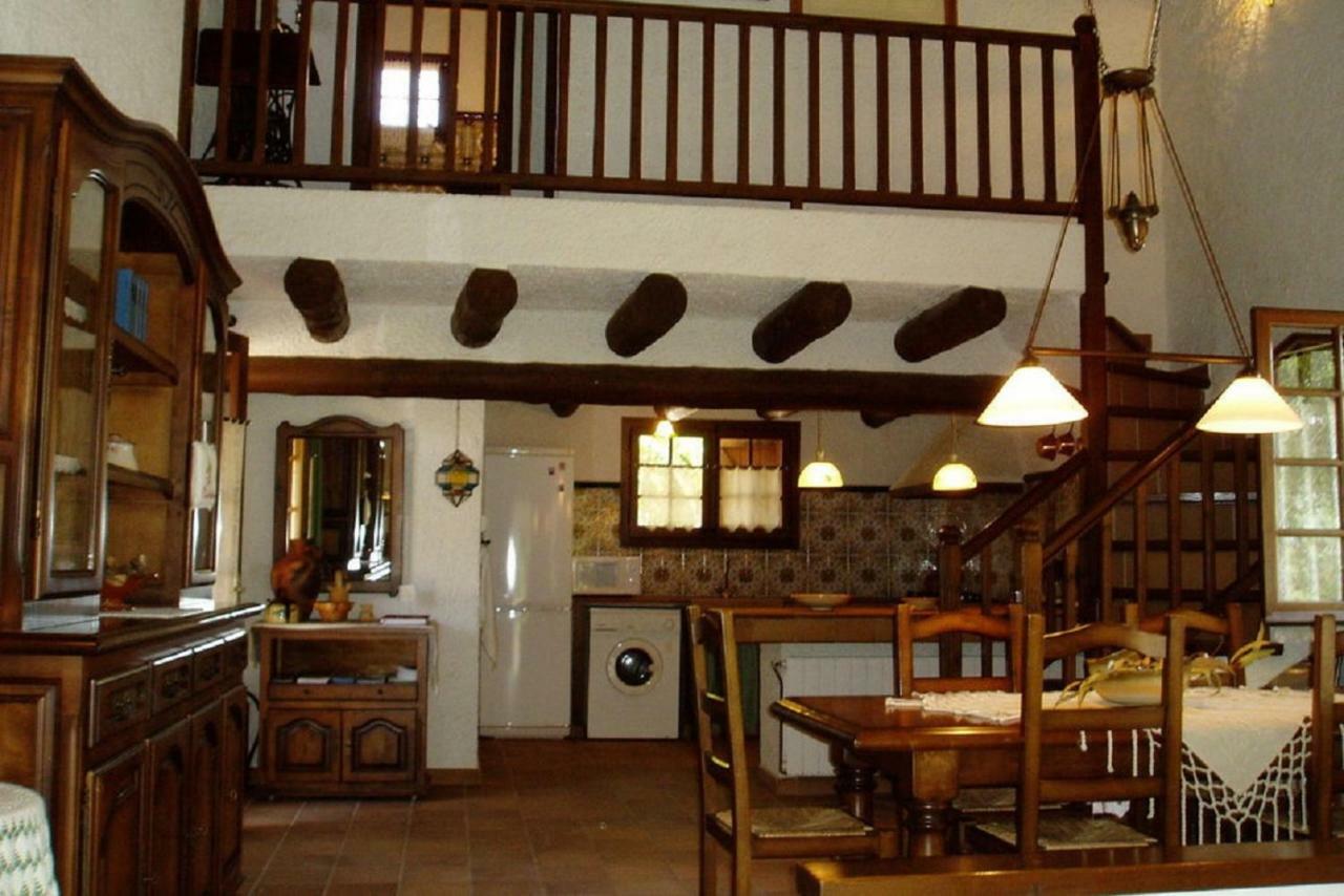 Casa Rural Eucaliptus 몬트페리 외부 사진